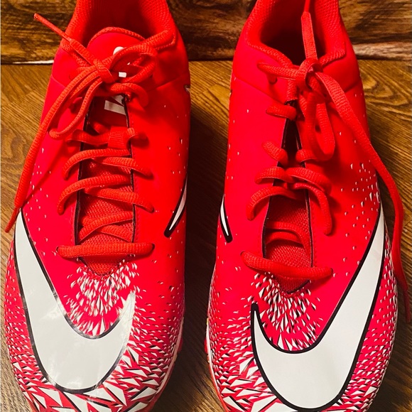 Nike Vapor Varsity Low TD Football Cleats RED 880319-610 Mens size 10.5 VPR 155 - Picture 1 of 9